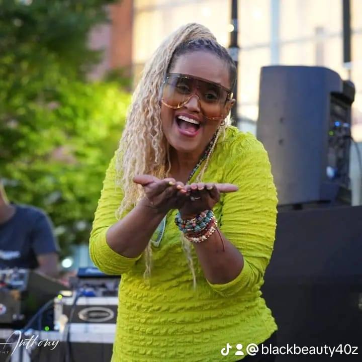 Deep House Magazine Blogs – Dj's, Dancers, Producers, Artist